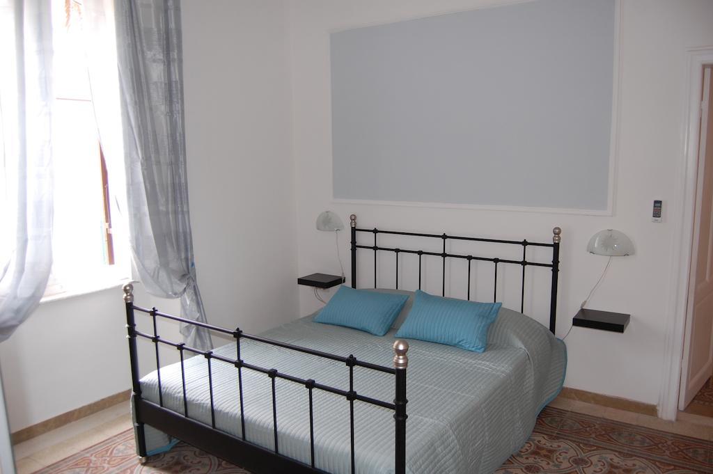 Arena Alfieri B&B Livorno Room photo